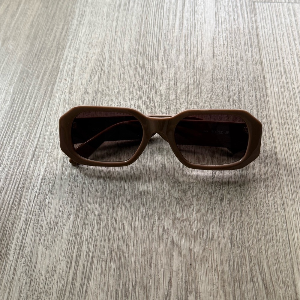 quay australia hyped up tan brown square retro y2k geometric sunglasses eyewear